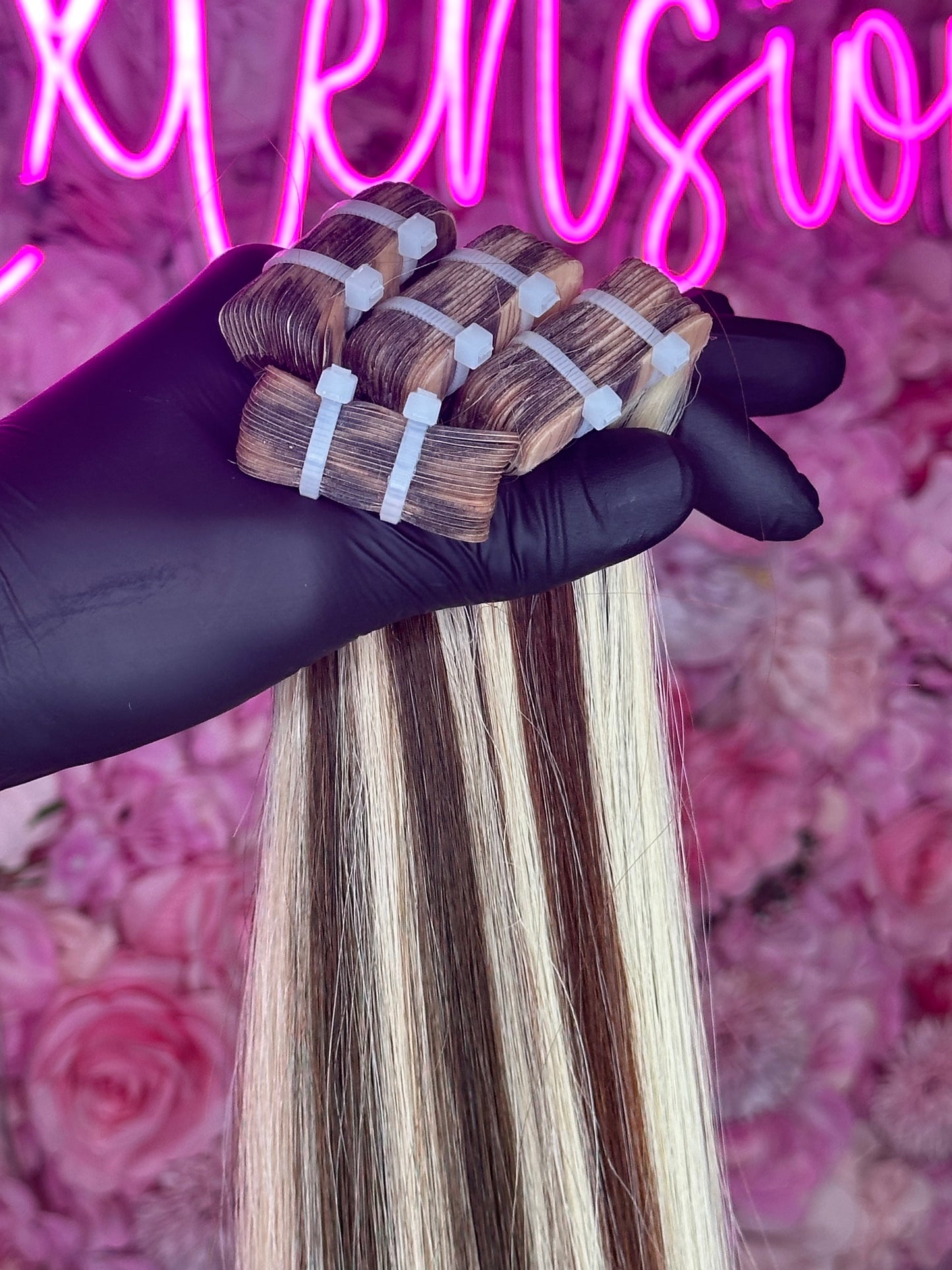 Tape ins hair extensions #4/#613