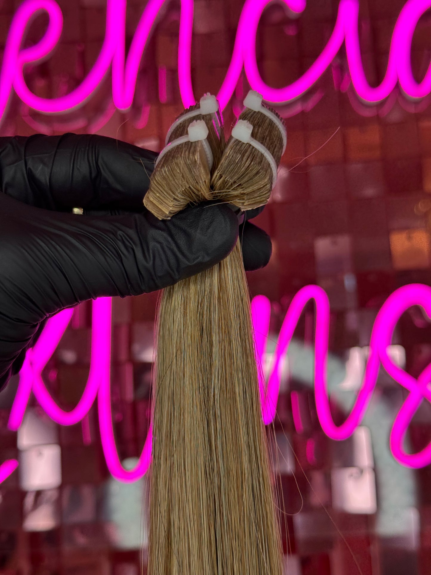 TAPE INS HAIR EXTENSIONS #8/22 HIGHLIGHTS