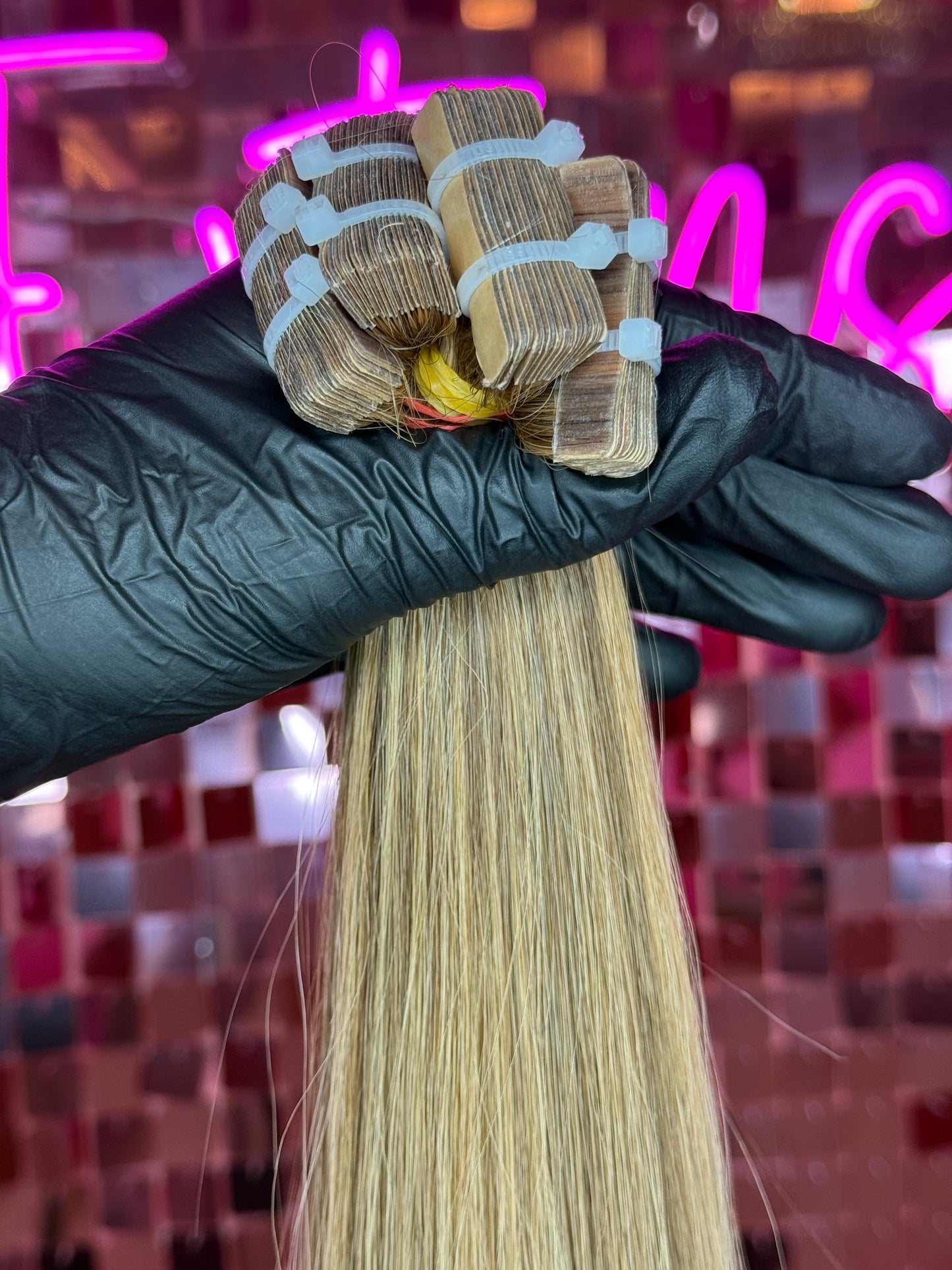 TAPE INS HAIR EXTENSIONS #8/18 HIGHLIGHTS