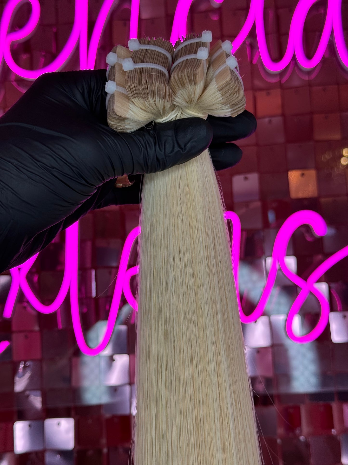 TAPE INS HAIR EXTENSIONS #60