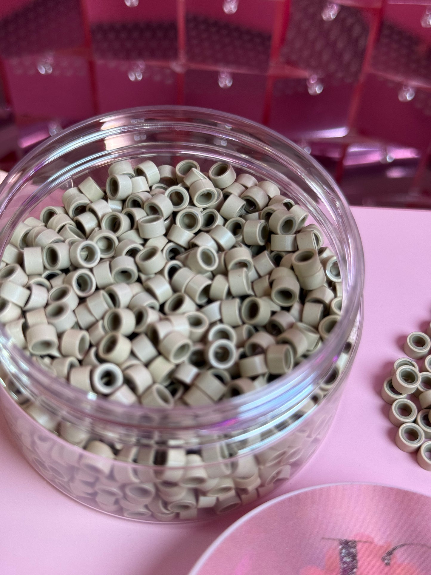 Micro-beads for I tips hair extensions (Blonde color)