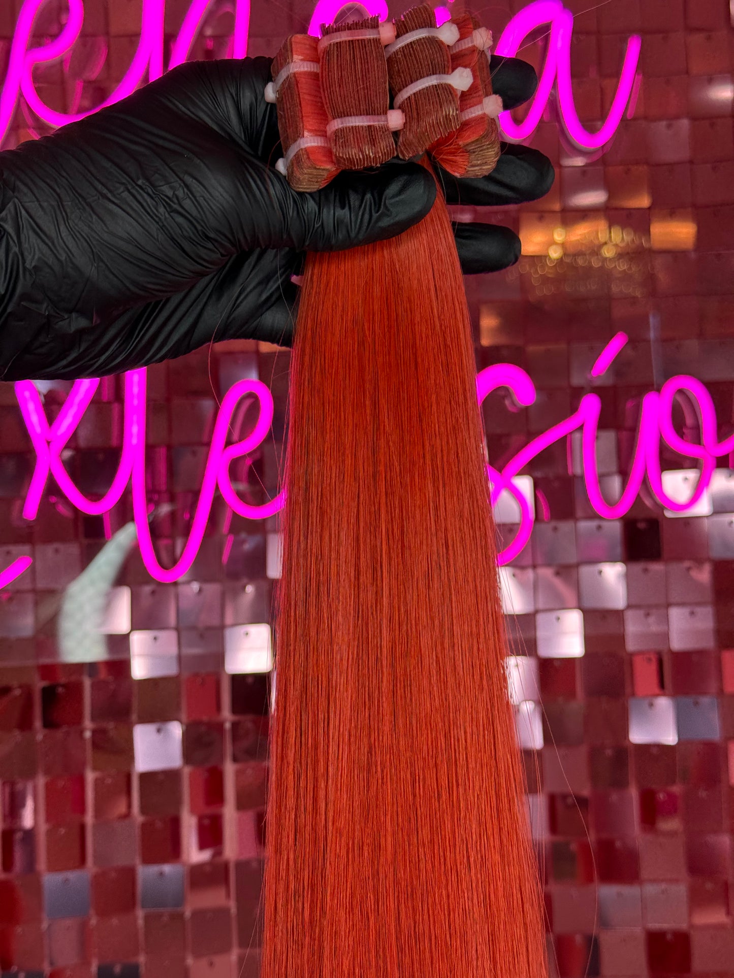 TAPE INS HAIR EXTENSIONS