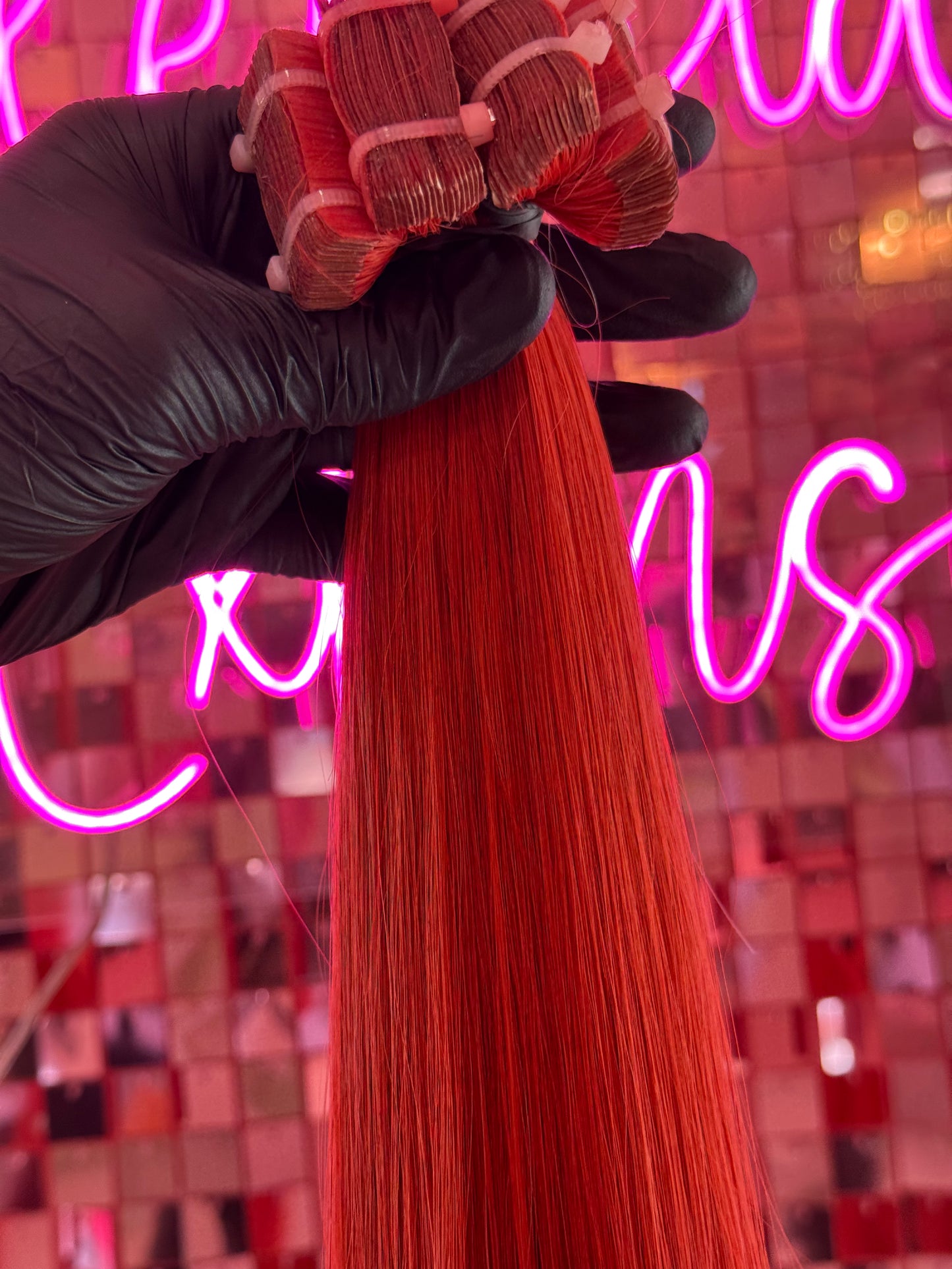 TAPE INS HAIR EXTENSIONS
